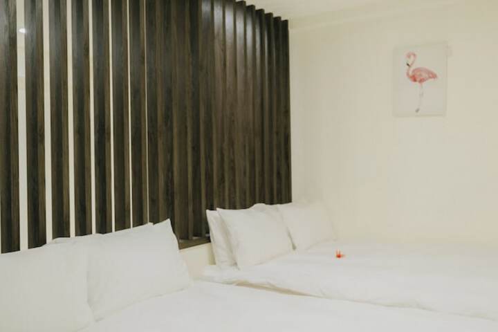 Room 18 of 57
