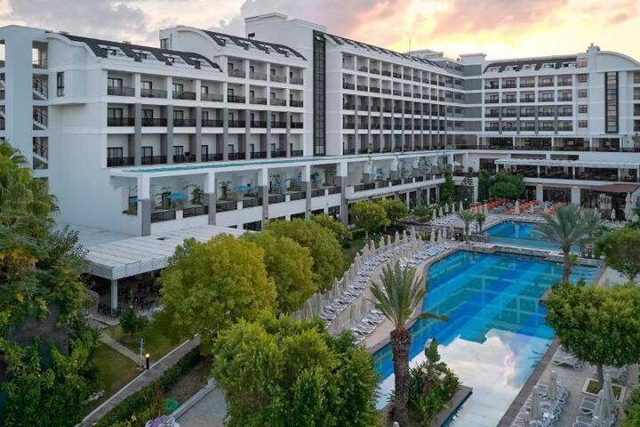 Hotel 2 of 23