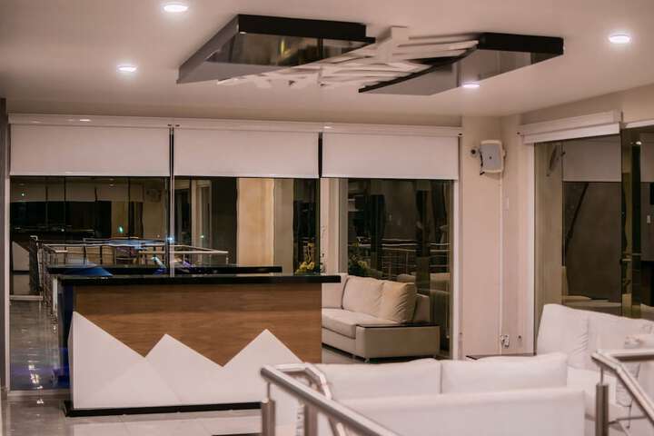 Room 15 of 35