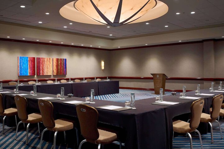 Meeting facility
