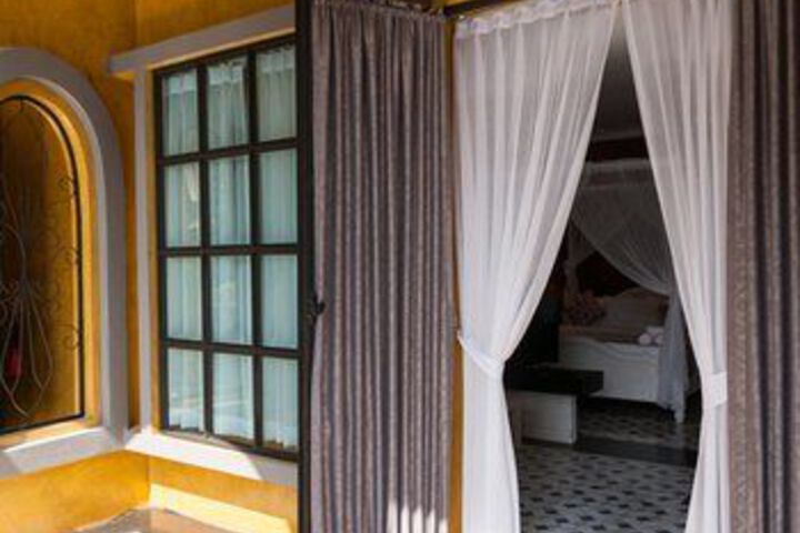 Hotel 18 of 138
