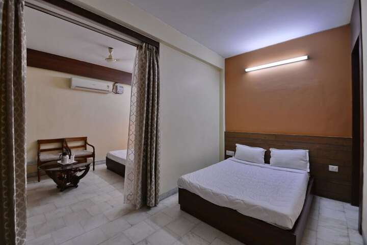 Room 5 of 21