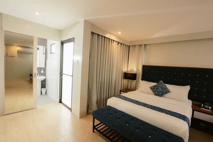 Room 12 of 39