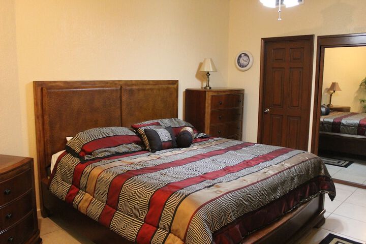 Room 113 of 599