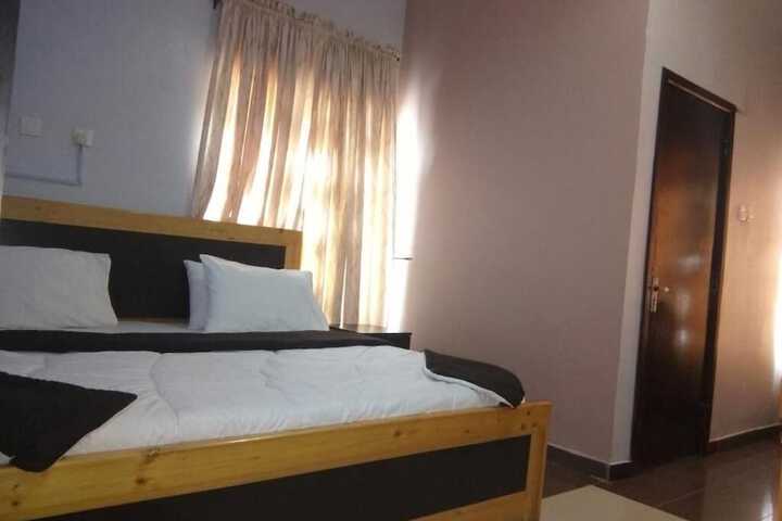 Room 17 of 23