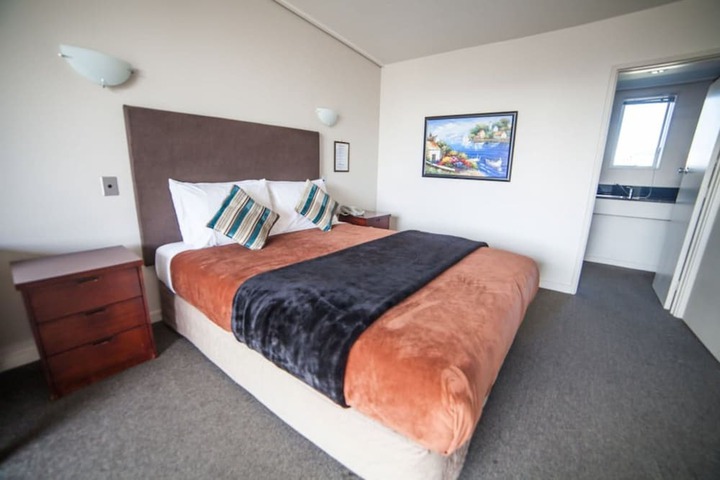 Room 20 of 43