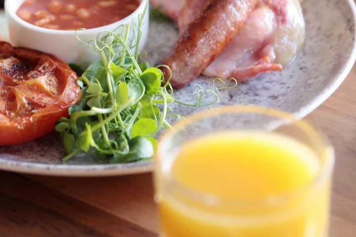 Breakfast meal