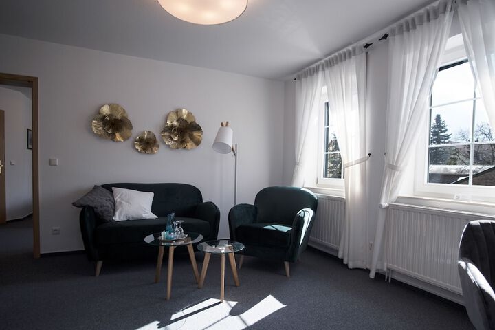 Room 87 of 191
