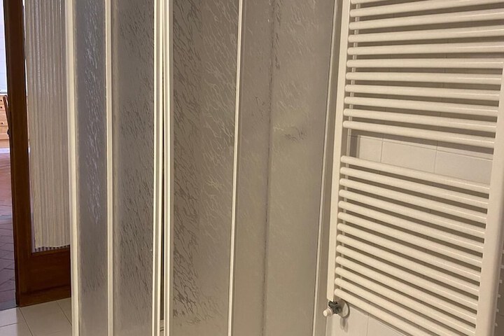 Room 57 of 100