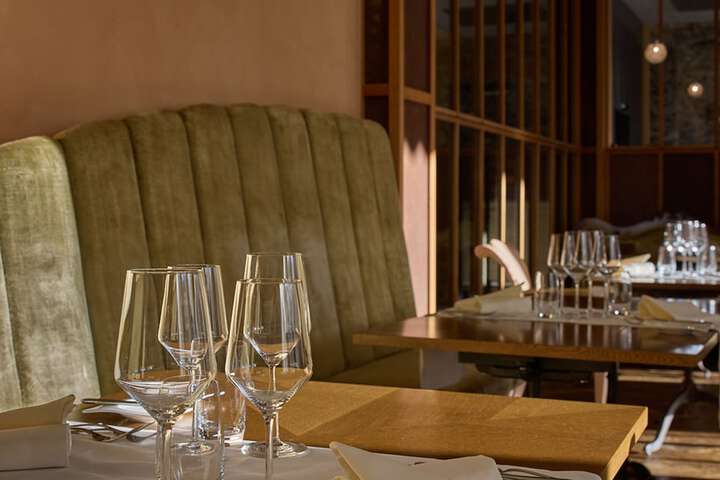 Dining 95 of 118