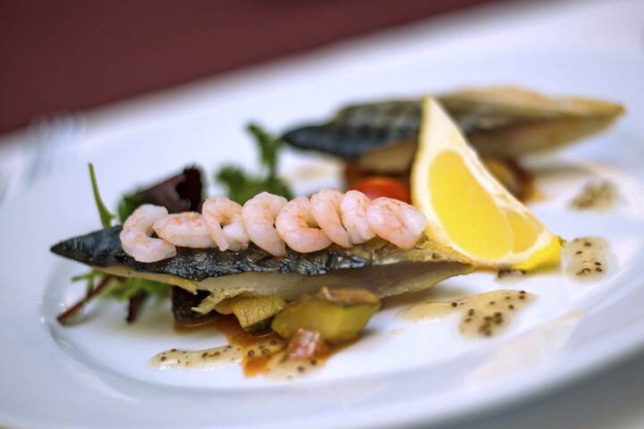 Dining 84 of 118