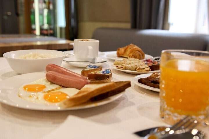 Breakfast/Coffee Service 31 of 35