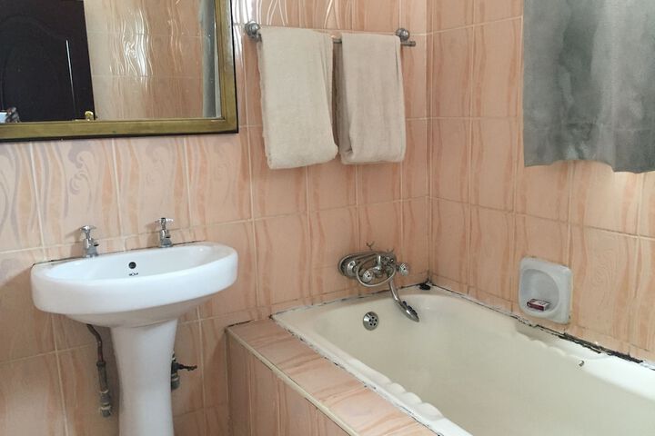 Room 7 of 15