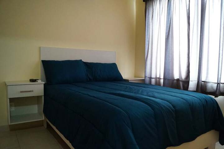 Room 2 of 43