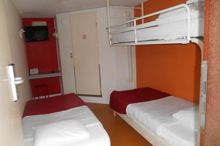 Room 13 of 41