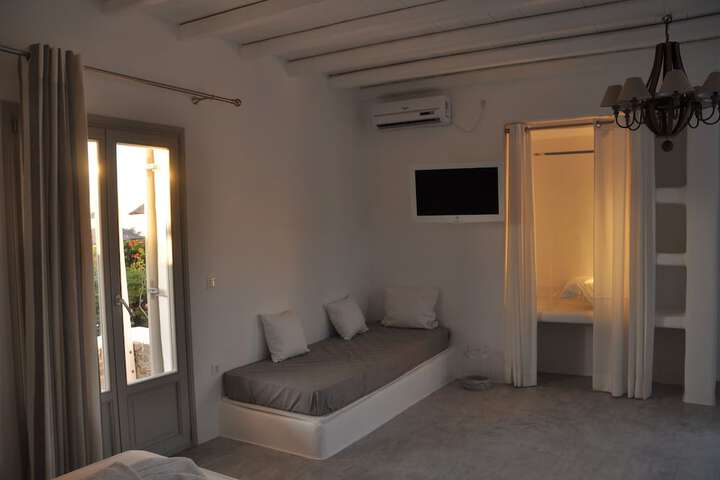 Room 36 of 112