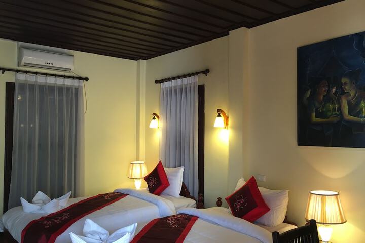 Room 7 of 29