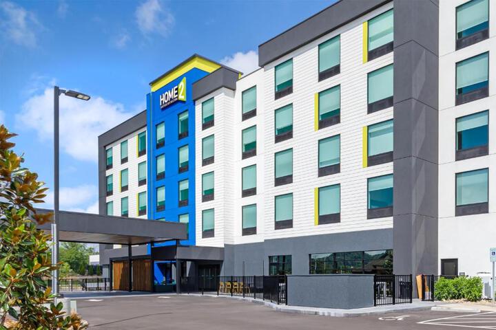 Exterior of Home2 Suites by Hilton Powell Knoxville North
