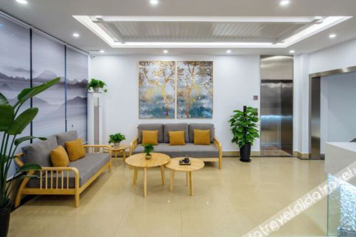 Hotel Interior 11 of 20