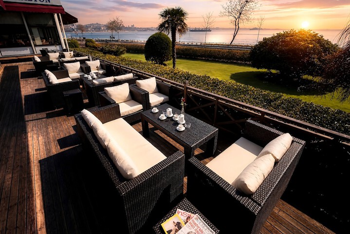Terrace/Patio 58 of 65