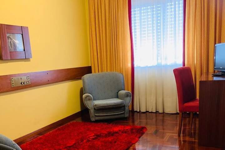 Room 5 of 19