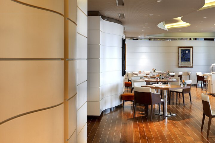 Dining 84 of 132