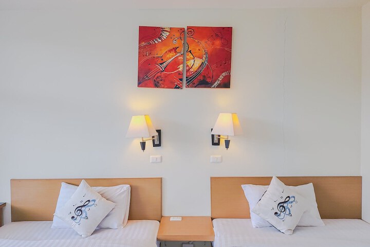 Room 4 of 71