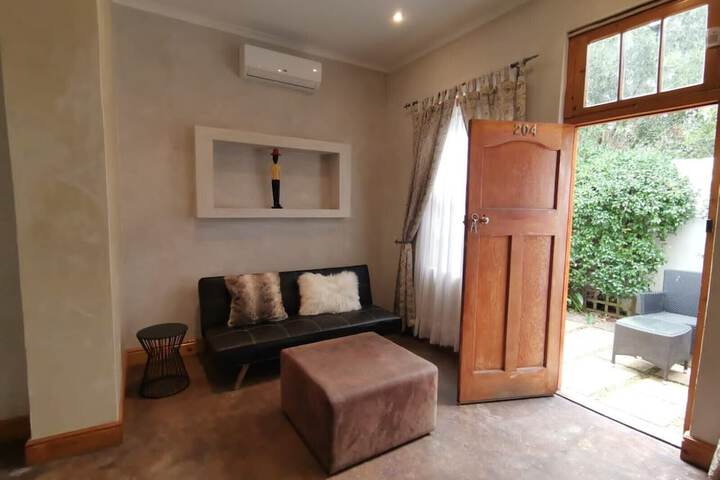 Room 9 of 46