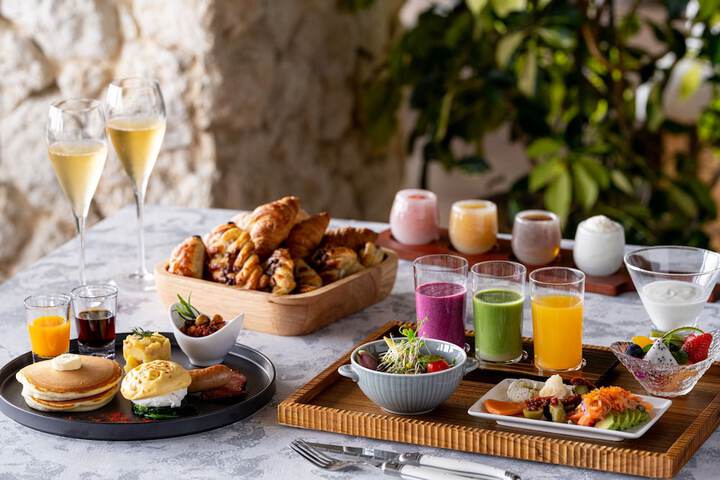 Breakfast/Coffee Service 52 of 66