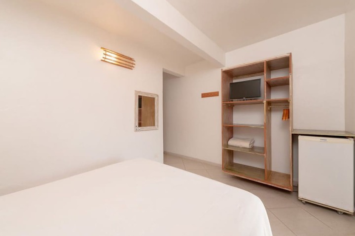 Room 15 of 99
