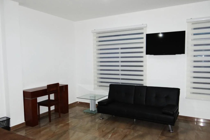 Room 8 of 17