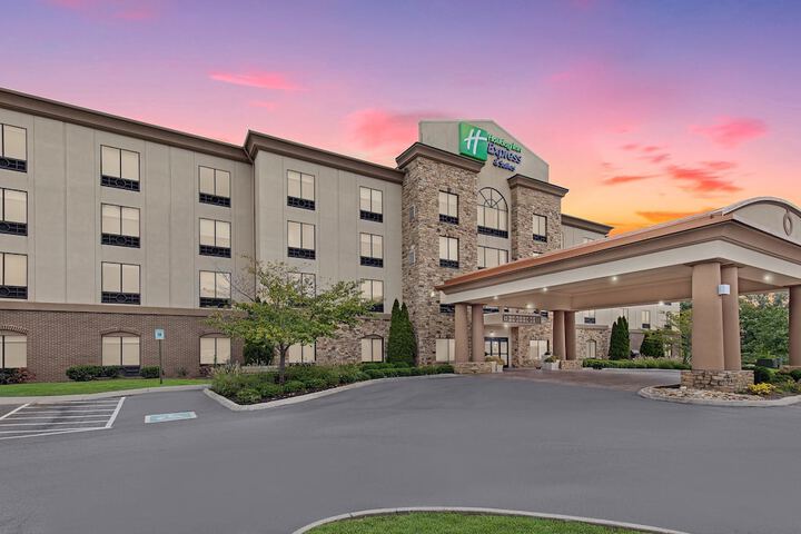 Hotel 50 of 53