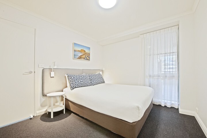Room 3 of 36