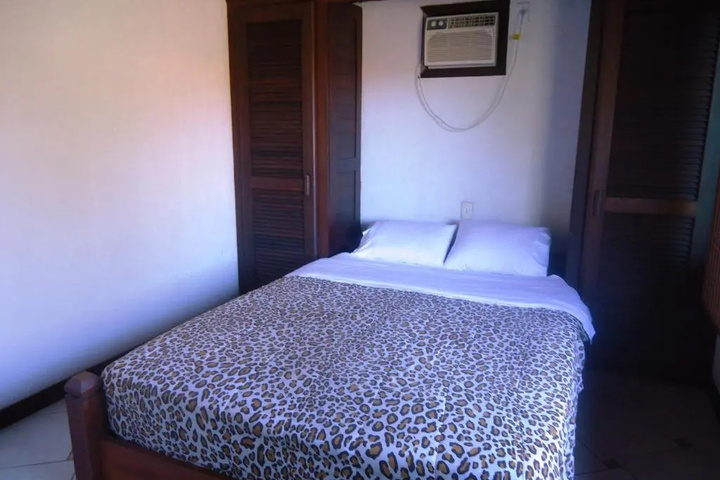 Room 4 of 19