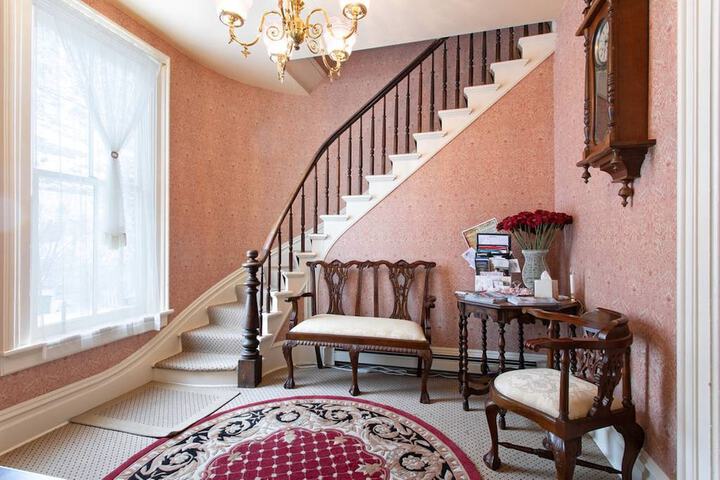 Hotel Interior 3 of 92