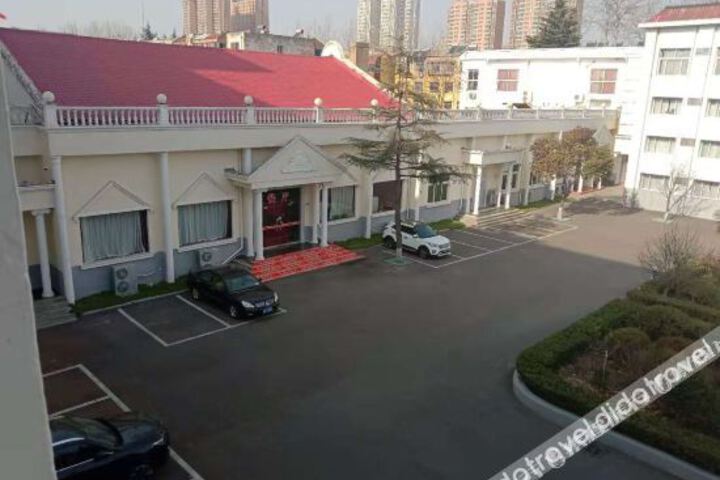 Hotel 2 of 9