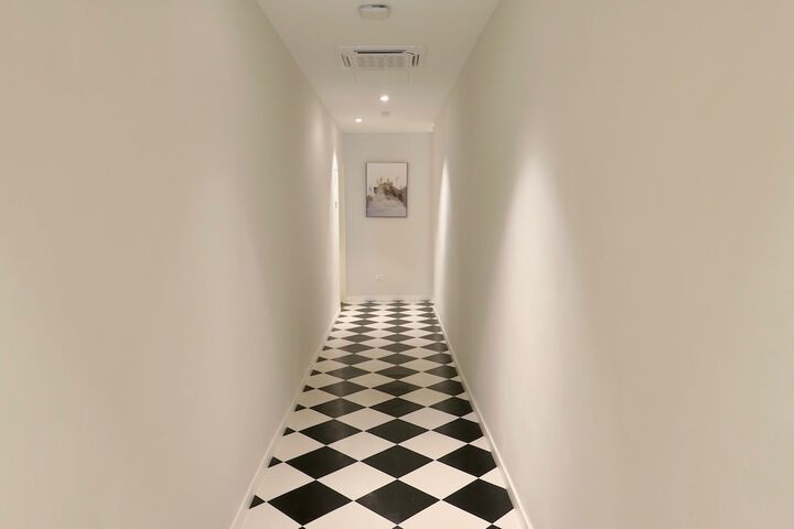 Ballroom/Hall 35 of 36