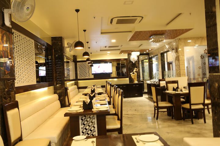 Dining 87 of 123