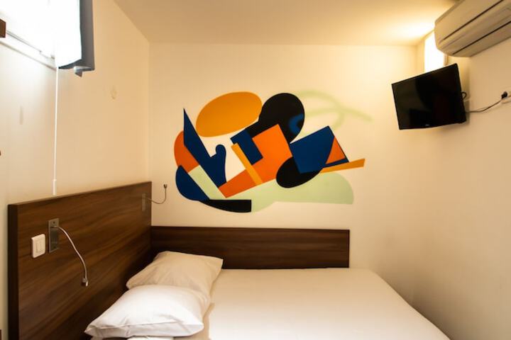 Room 39 of 62