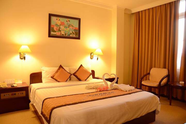 Room 5 of 35