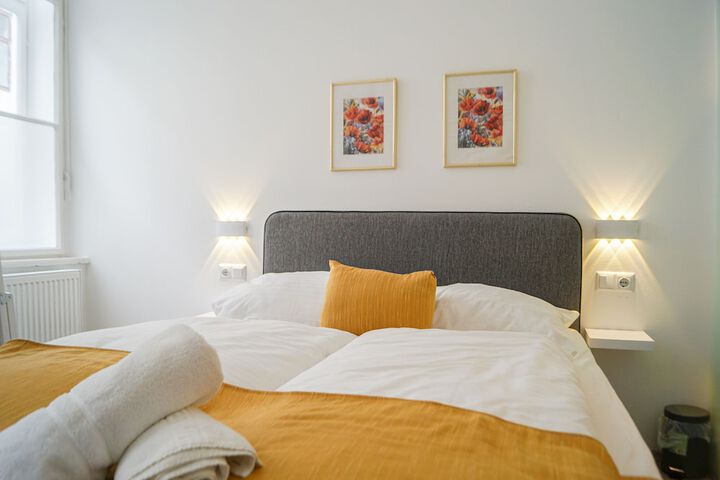 Room 32 of 118