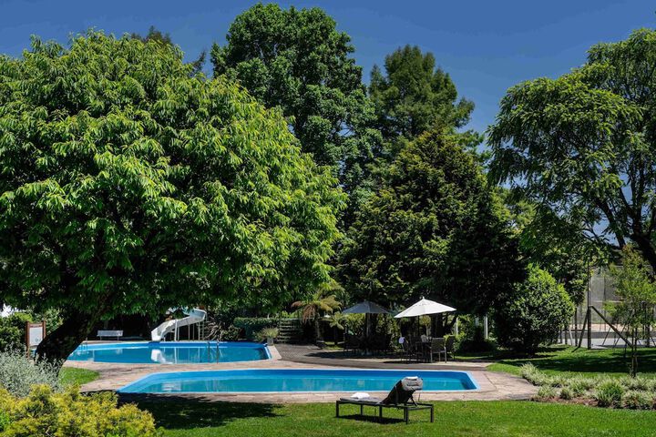 Pool 106 of 171