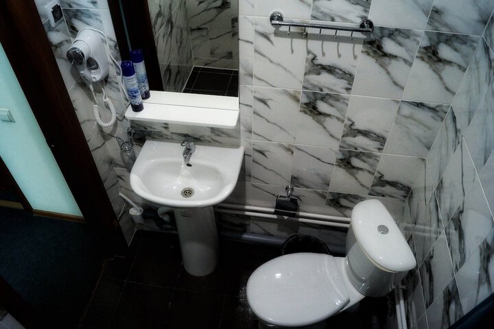 Room 12 of 21