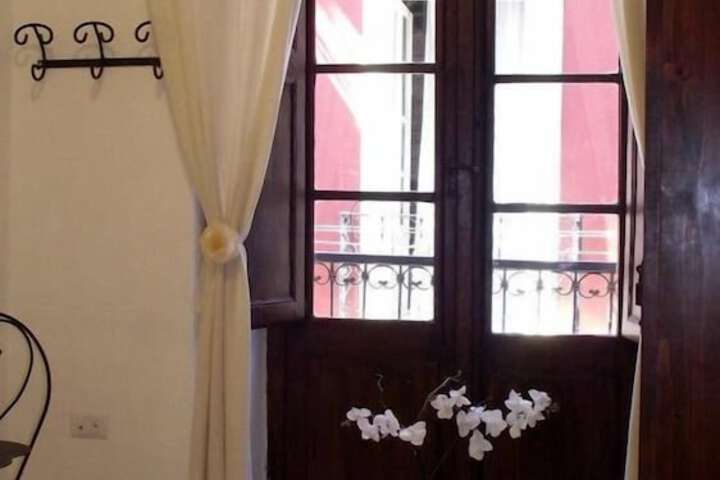 Room 20 of 39