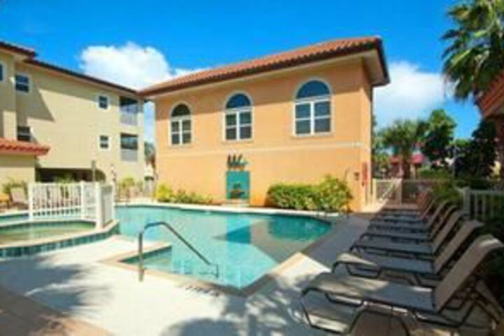 Luxury Bradenton Beach Condos by a Paradise Vacation Rentals in Bradenton Beach, FL