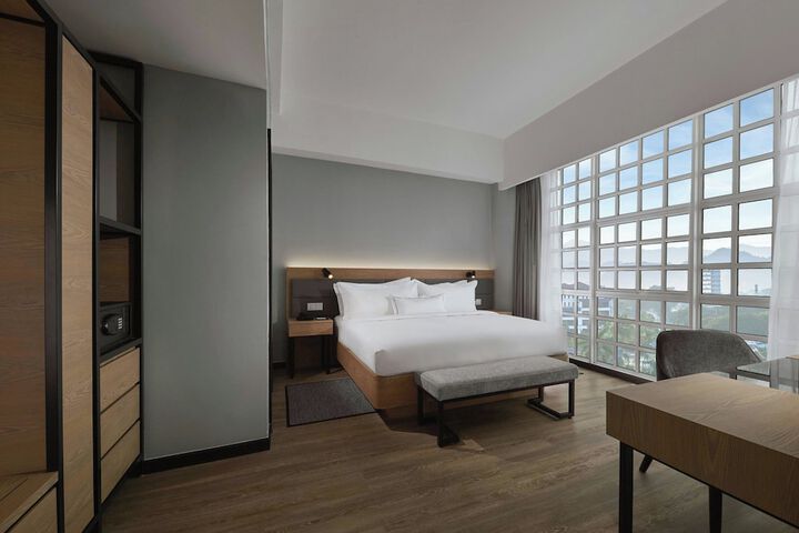 Room 17 of 67