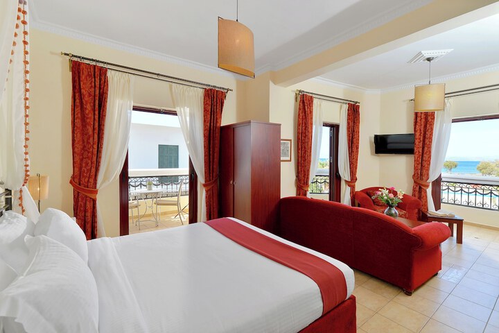 Room 3 of 45