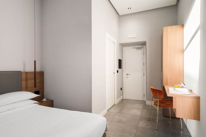 Room 11 of 55