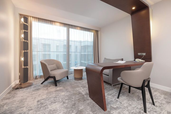 Room 26 of 117