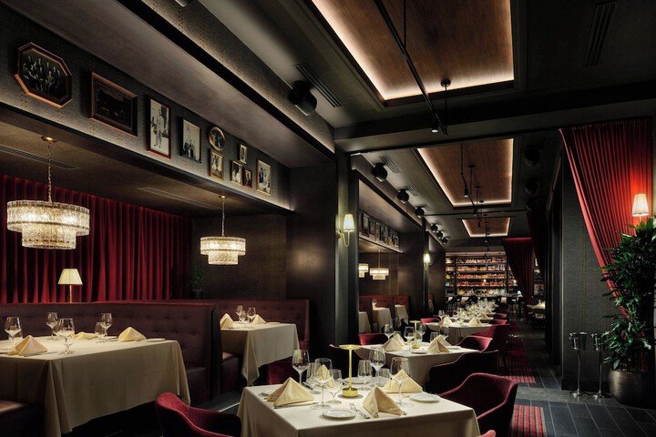 Dining 51 of 94